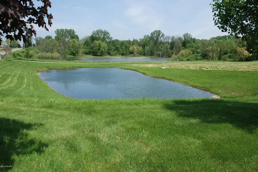 1813 Fox Ridge Trail, Saint Joseph, MI 49085 - Image #2