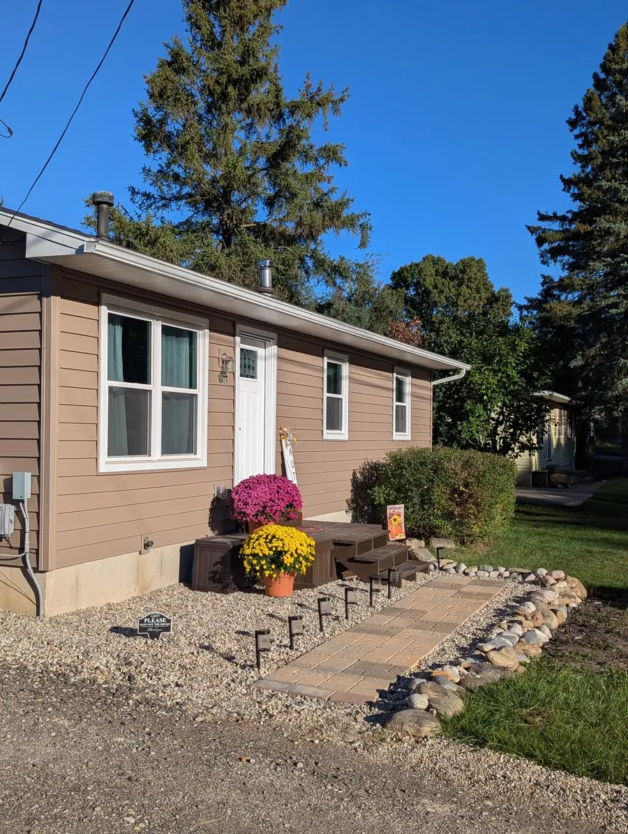 10033 Nimphie Road, Fenton, MI 48430 - Image #3