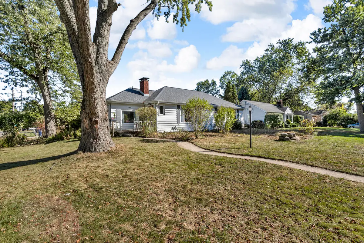 1021 S Higby Street, Jackson, MI 49203 - Image #1