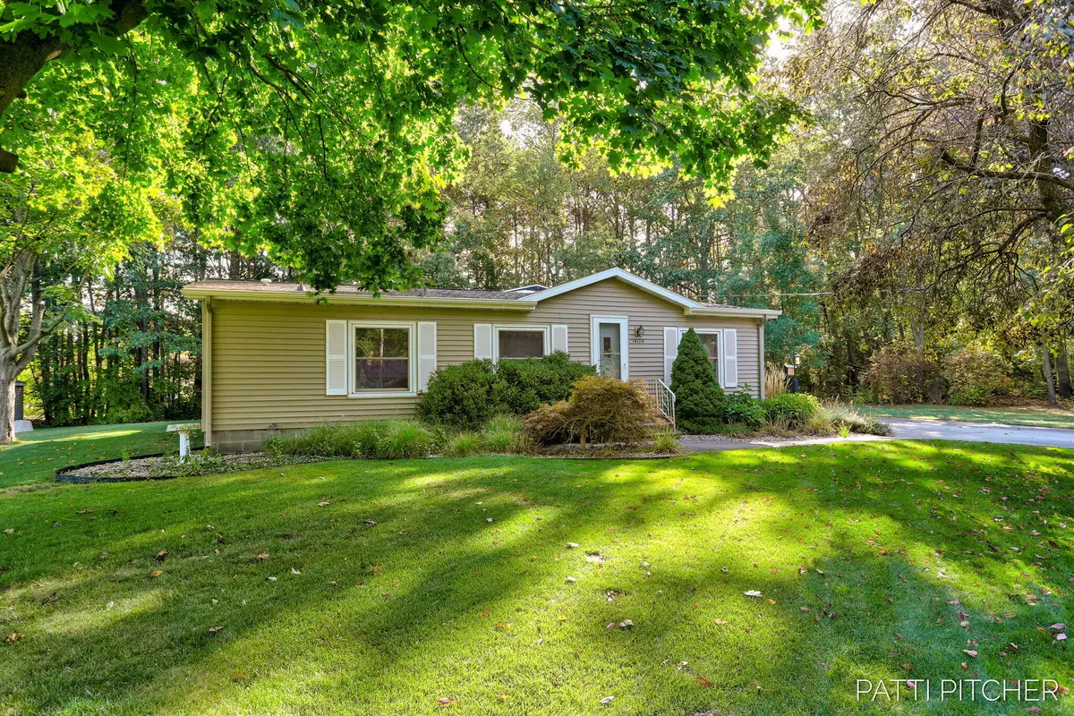 14128 Luckett Lane, Grand Haven, MI 49417 - Image #1