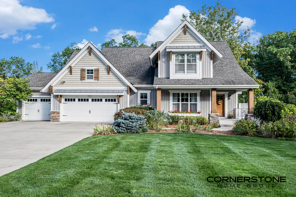 4304 Oak River Court Ne, Grand Rapids, MI 49525 - Image #1