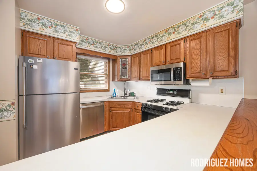46 Skyline Circle Nw, Grand Rapids, MI 49504 - Image #3
