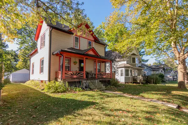 1118 Lane Boulevard, Kalamazoo, MI 49001