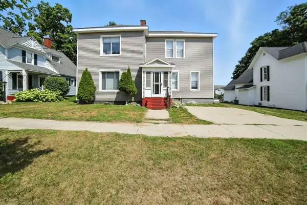 332 W Upton Avenue, Reed City, MI 49677