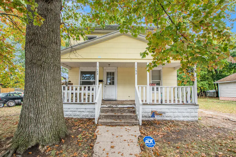 1688 Hoyt Street, Muskegon, MI 49442 - Image #2