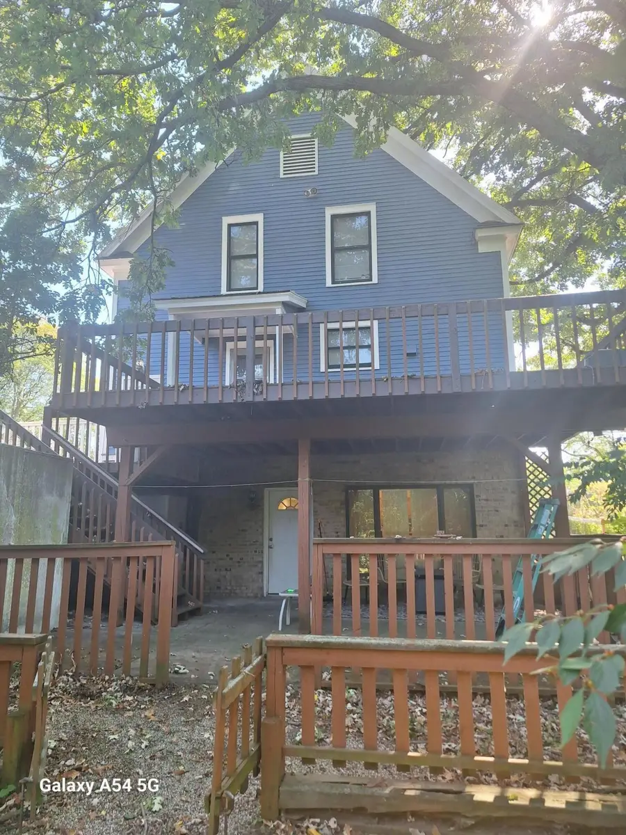 116 W Mckay Street, Saline, MI 48176 - Image #2