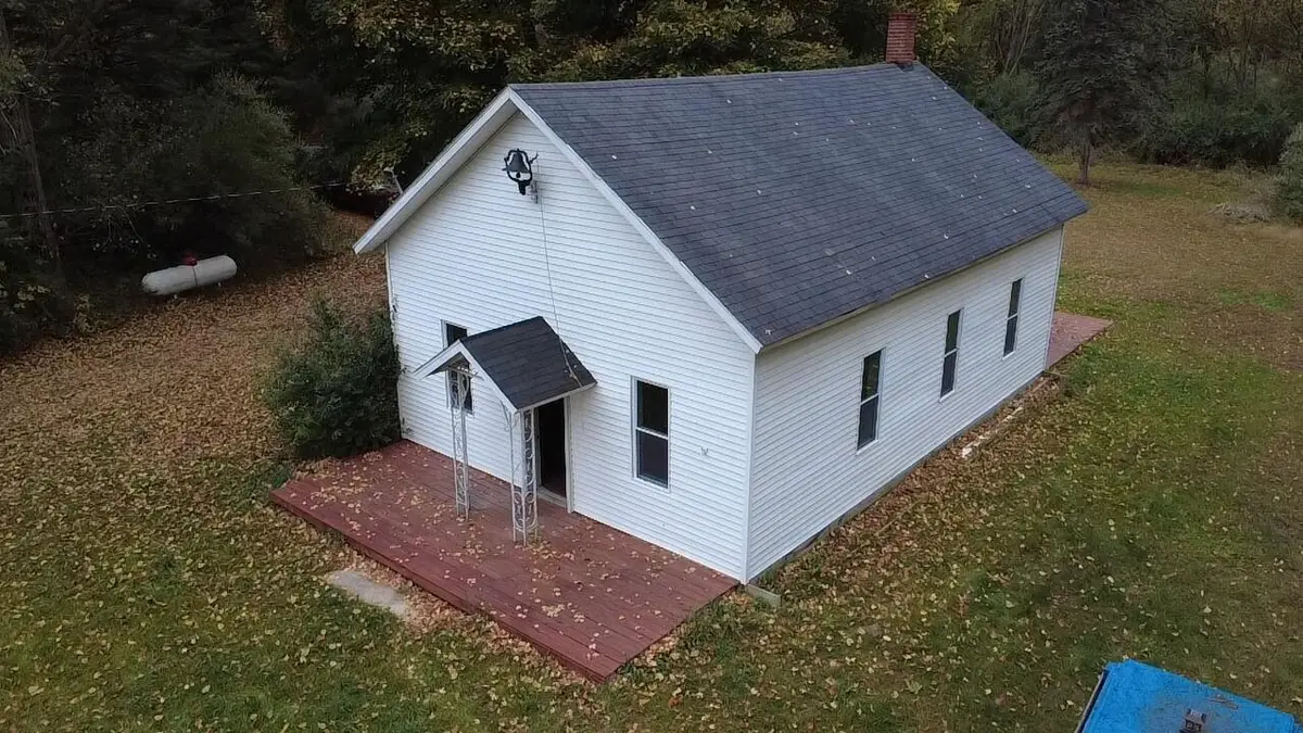 313 S Amber Road, Scottville, MI 49454 - Image #1
