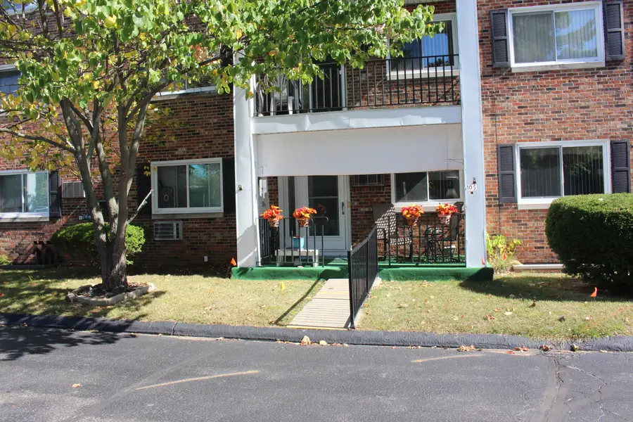 806 W Michigan Avenue #32, Jackson, MI 49202 - Image #2