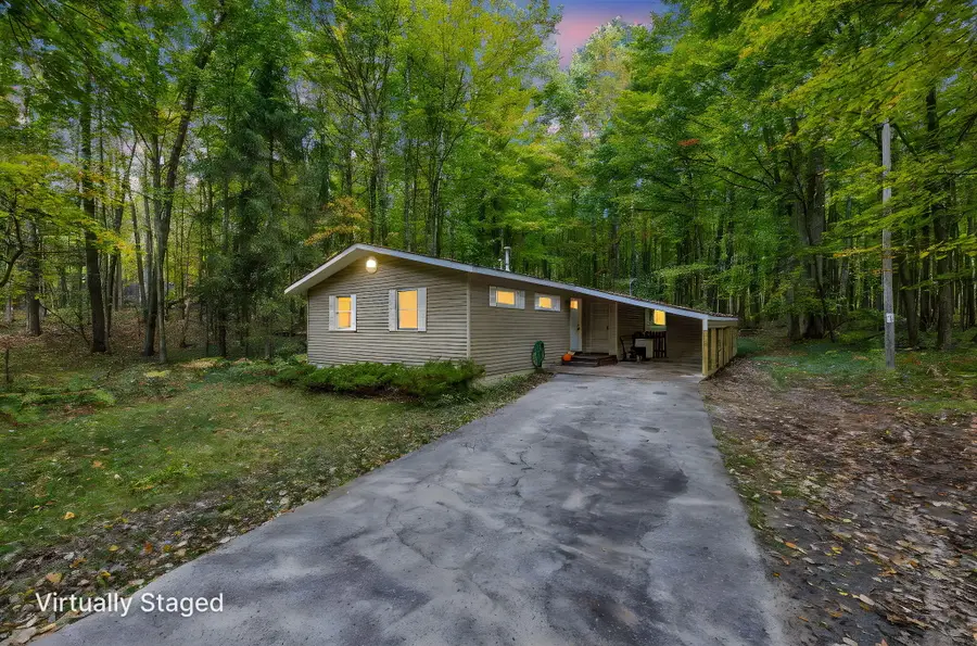 8128 Highland Trail, Canadian Lakes, MI 49346 - Image #2