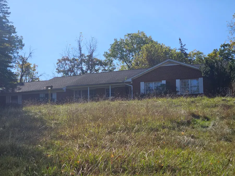 13333 Trinkle Road, Chelsea, MI 48118 - Image #2