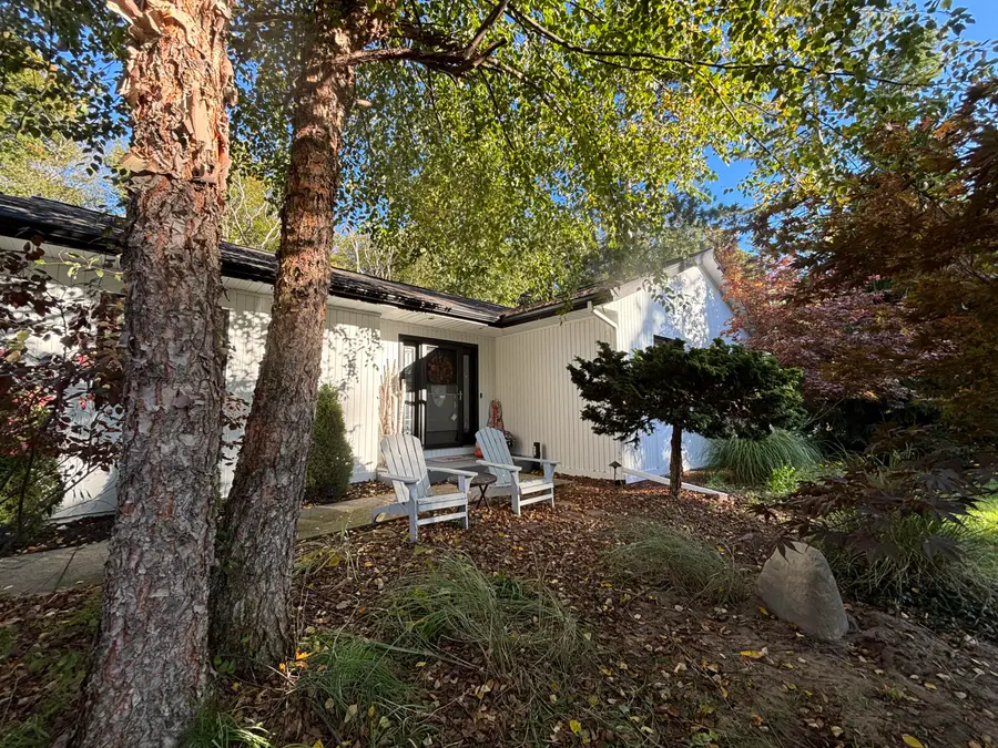 12919 Sikkema Drive, Grand Haven, MI 49417 - Image #3