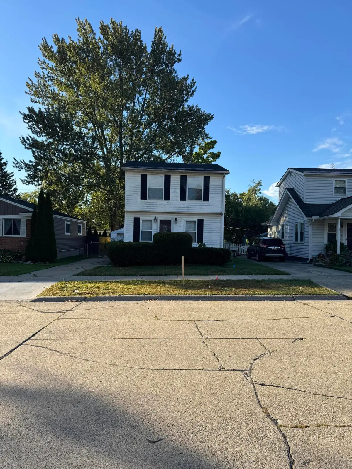 253 Massoit Street, Clawson, MI 48017 - Image #1