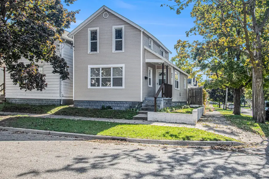 856 SW Watson Street Sw, Grand Rapids, MI 49504 - Image #2