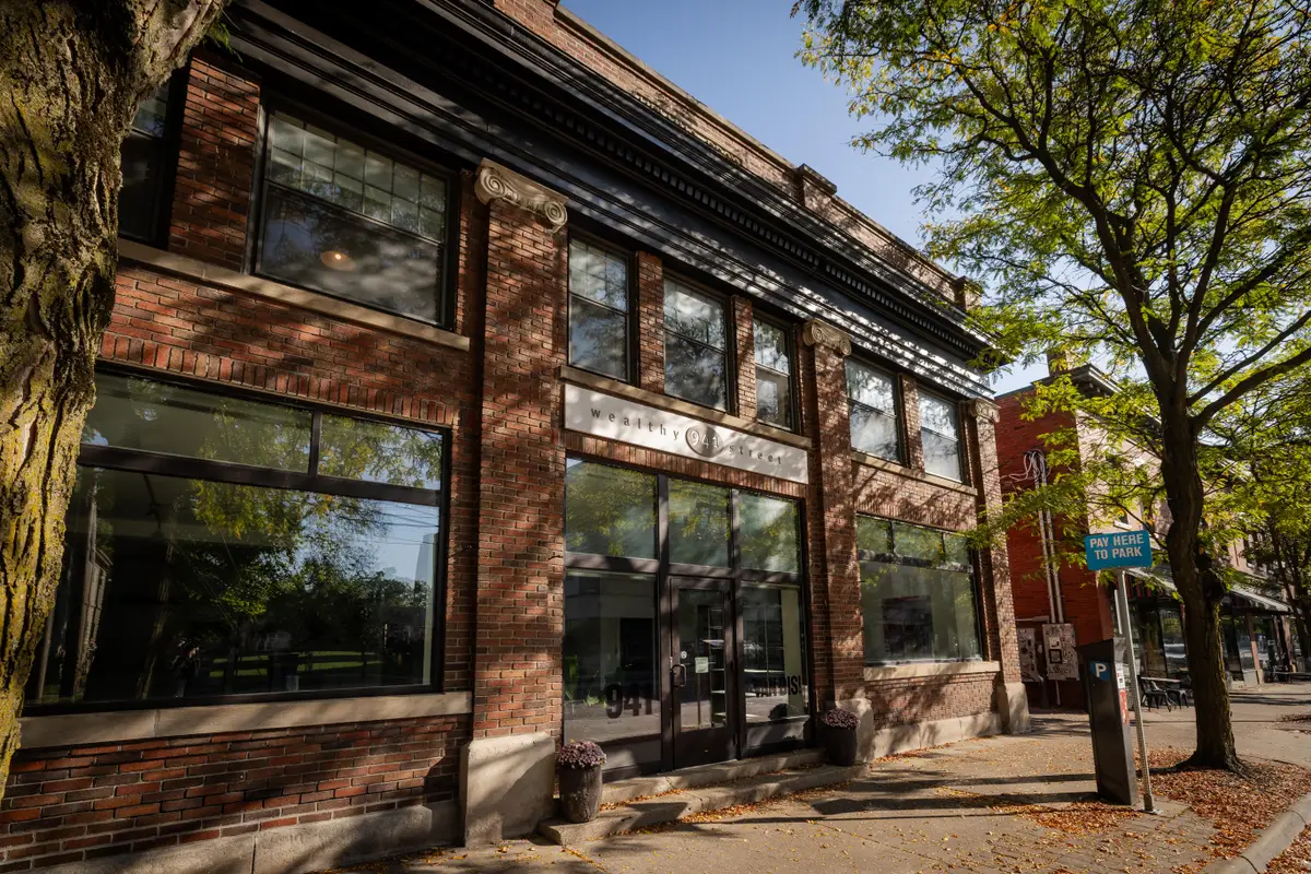 941 Wealthy Street Se, Grand Rapids, MI 49506 - Image #1