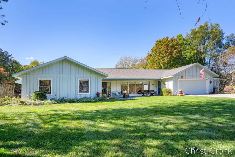 12501 Pine Island Drive Ne, Sparta, MI 49345 - Image #3