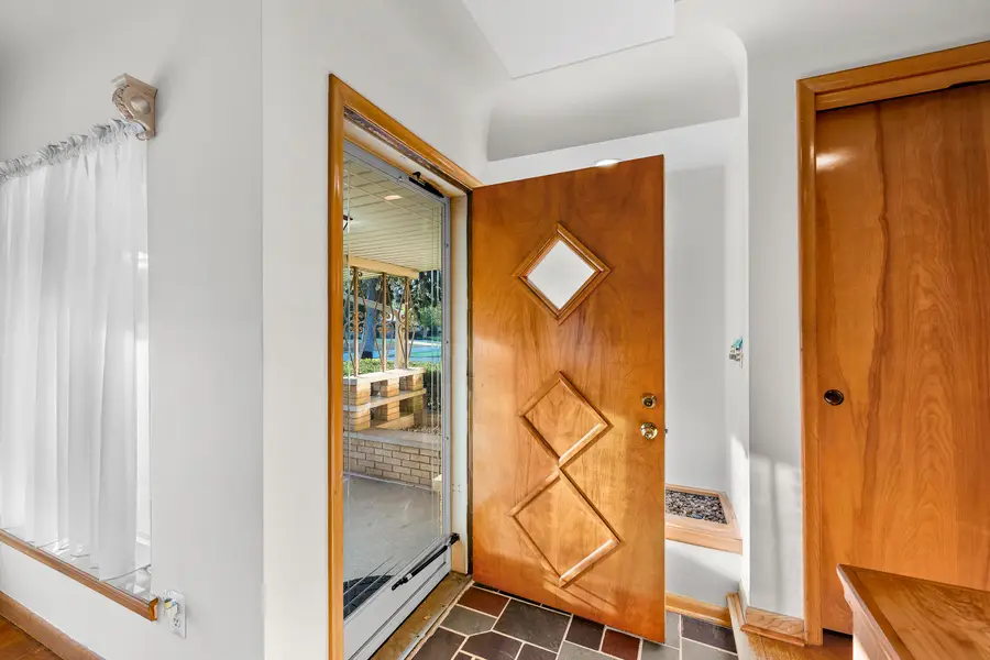 53223 Sophia Drive, Utica, MI 48316 - Image #3