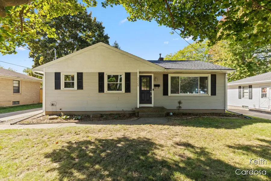 3329 Boone Avenue Sw, Wyoming, MI 49519 - Image #2