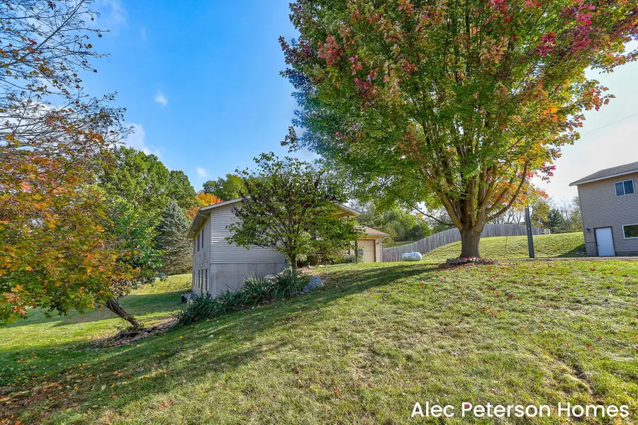 1301 E Mill Street, Hastings, MI 49058 - Image #2