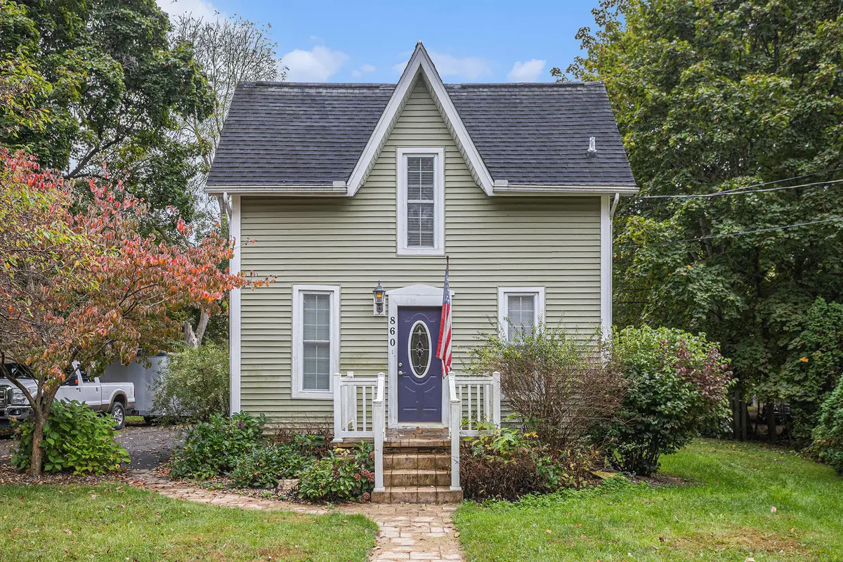860 E Michigan Avenue, Marshall, MI 49068 - Image #1