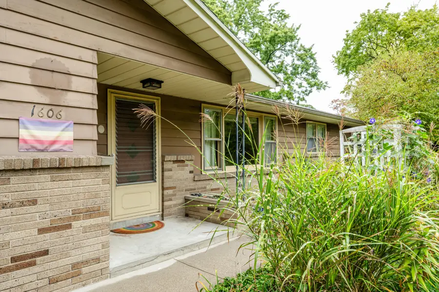 1606 Stanley Drive, Benton Harbor, MI 49022 - Image #2