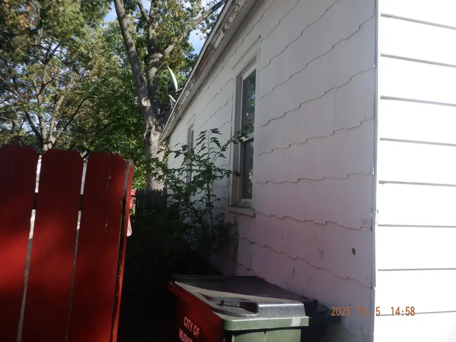 1768 Elwood Street, Muskegon, MI 49442 - Image #2