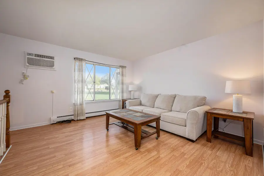 61117 Heritage Boulevard, South Lyon, MI 48178 - Image #3