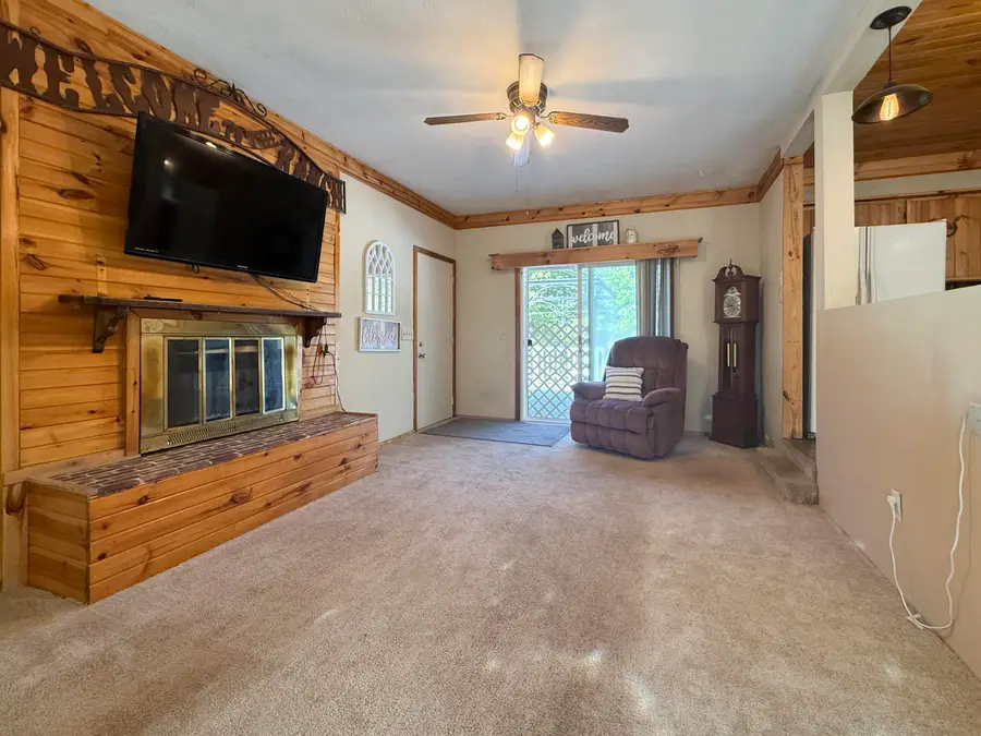 26068 Mckenzie Street, Dowagiac, MI 49047 - Image #3