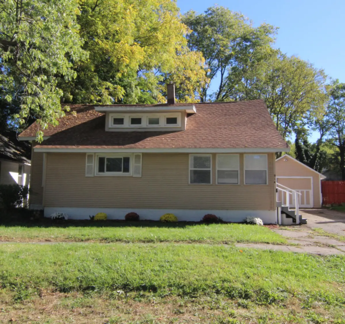 914 Chicago Avenue, Kalamazoo, MI 49048 - Image #1