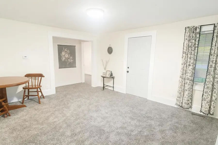 512 E Cass Street, Schoolcraft, MI 49087 - Image #3