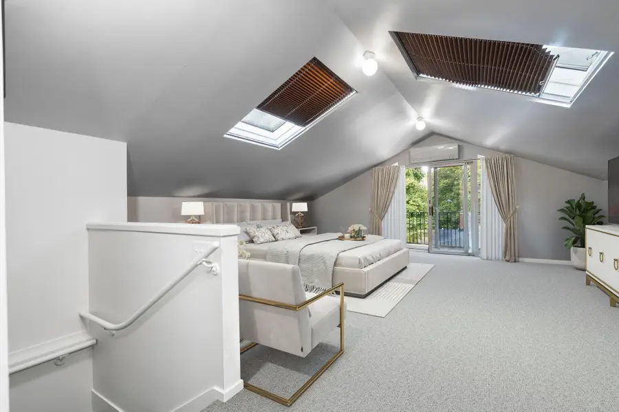 921 E Huron Street #6, Ann Arbor, MI 48104 - Image #2