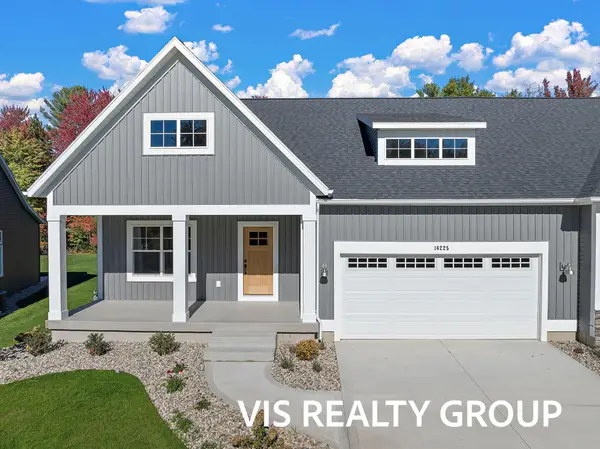 16225 Fort Myers Avenue #15, Spring Lake, MI 49456