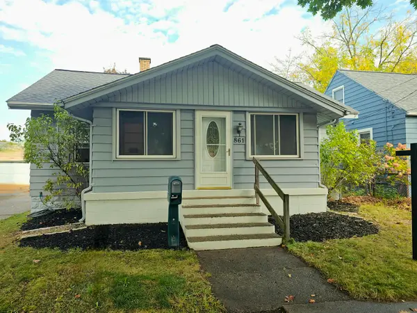 861 Aberdeen Street Ne, Grand Rapids, MI 49505