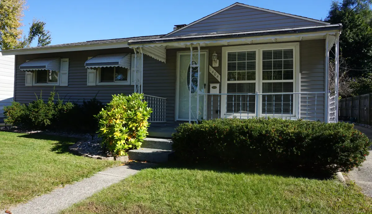 1404 Fall River Road, Ypsilanti, MI 48198 - Image #1