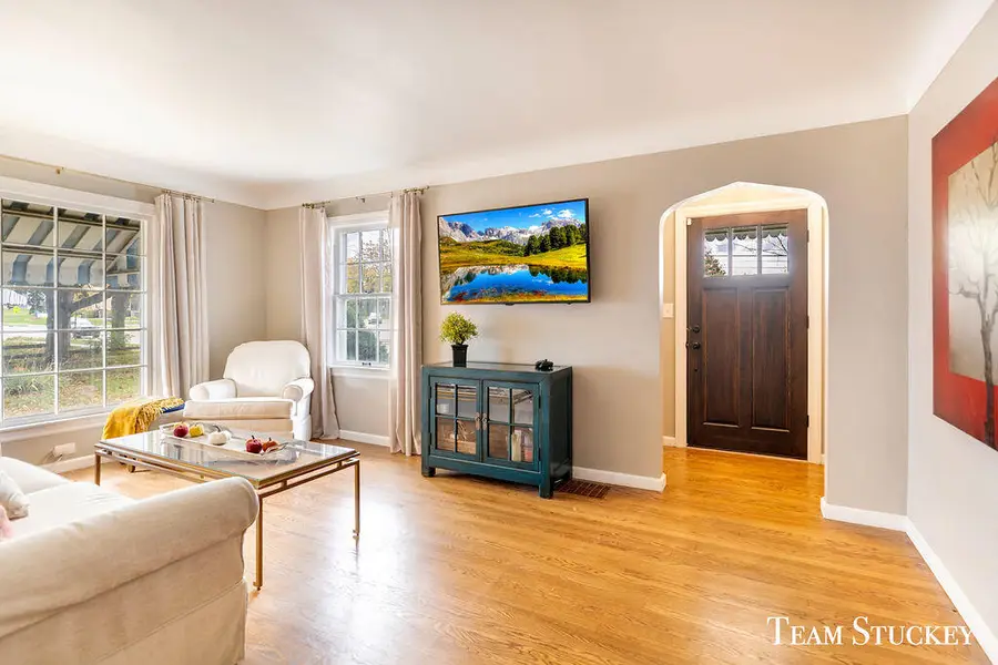 1060 Leonard Street Ne, Grand Rapids, MI 49503 - Image #3