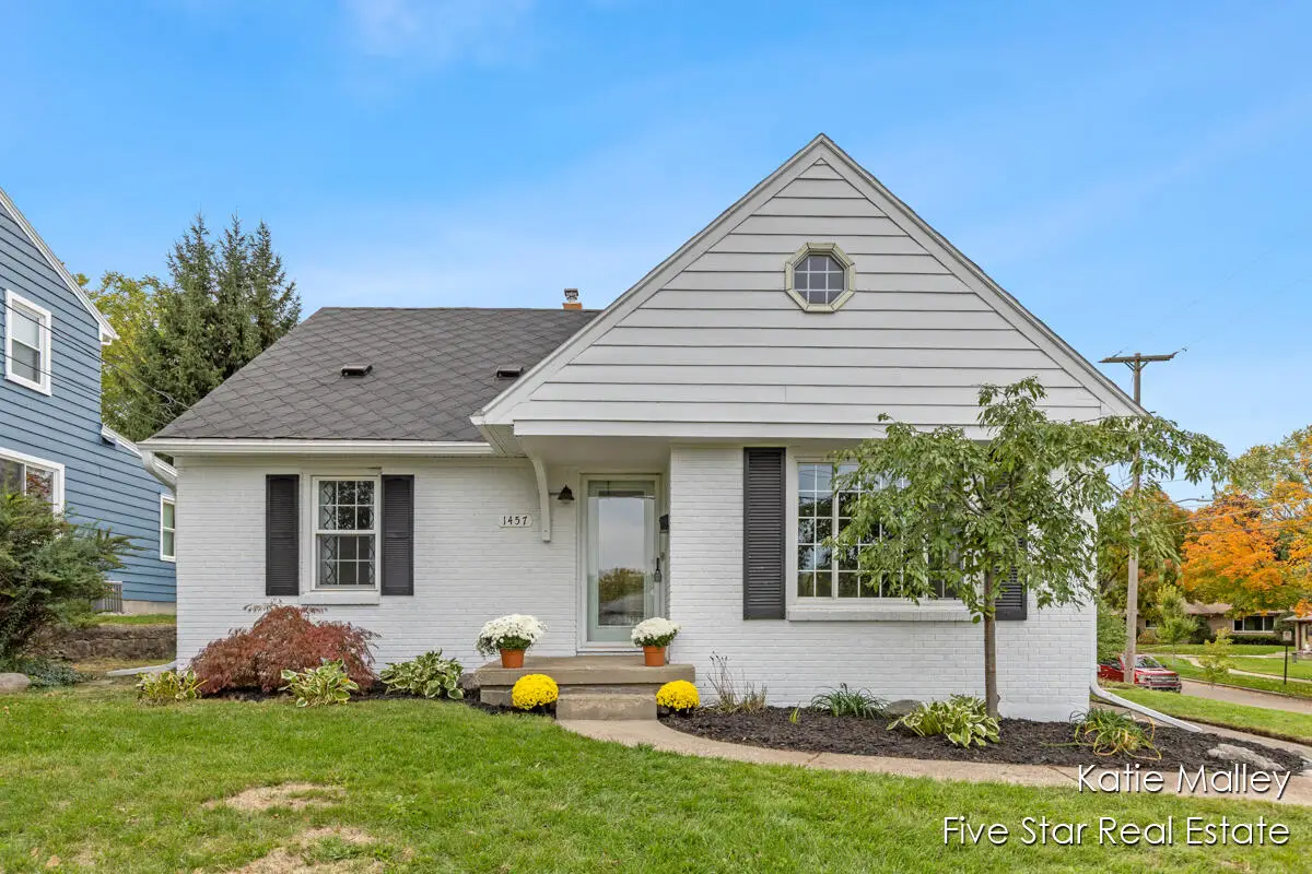 1457 Valley Avenue Nw, Grand Rapids, MI 49504 - Image #1