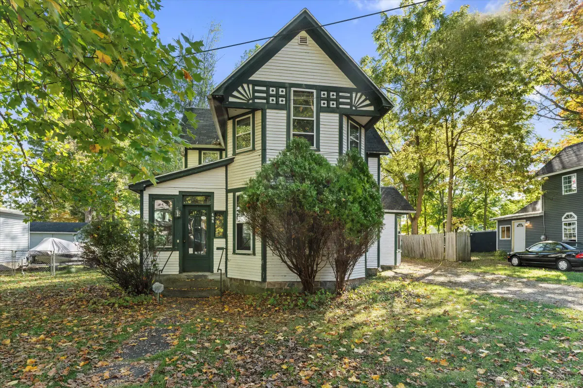 408 E Water Street, Cassopolis, MI 49031 - Image #1