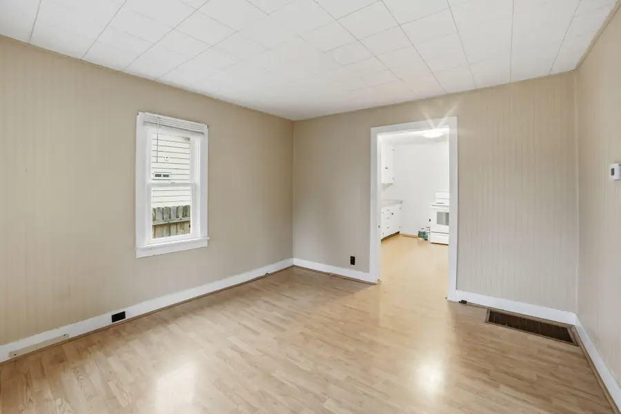 123 W Osceola Avenue, Reed City, MI 49677 - Image #3