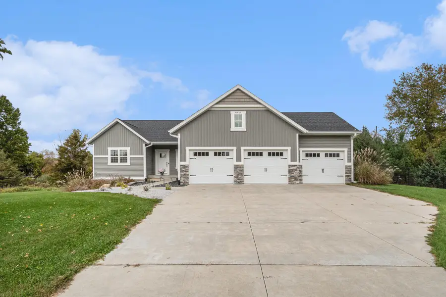 8423 76th Street Se, Alto, MI 49302 - Image #3