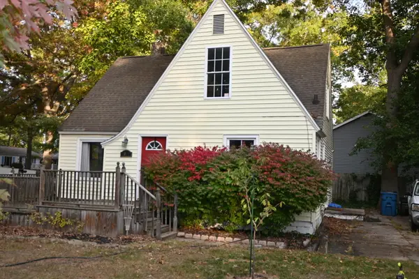 2876 Worden Street, Norton Shores, MI 49444