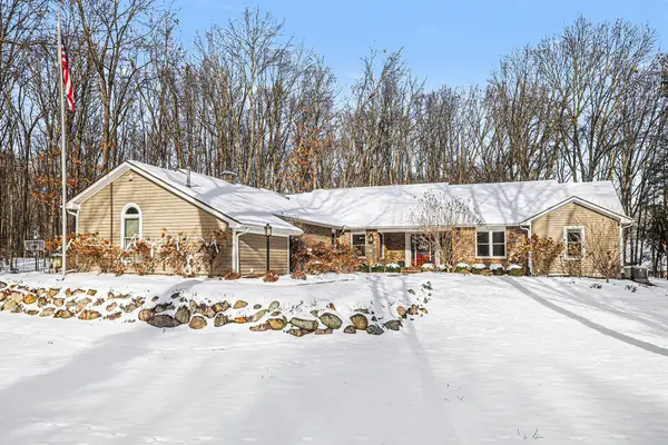 100 Alto Relievo Way, Marshall, MI 49068