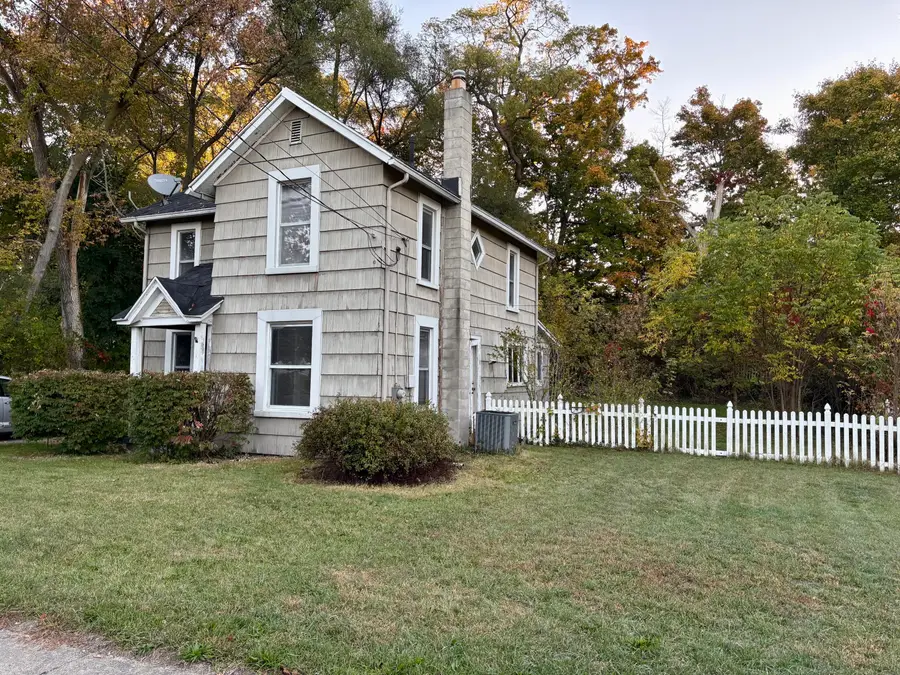 121 Maple Street, Grass Lake, MI 49240 - Image #2