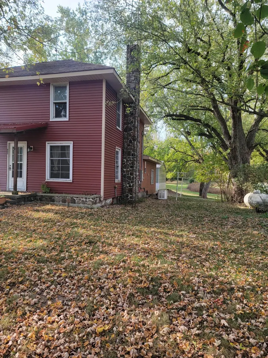 905 Fisher Road, Quincy, MI 49082 - Image #2