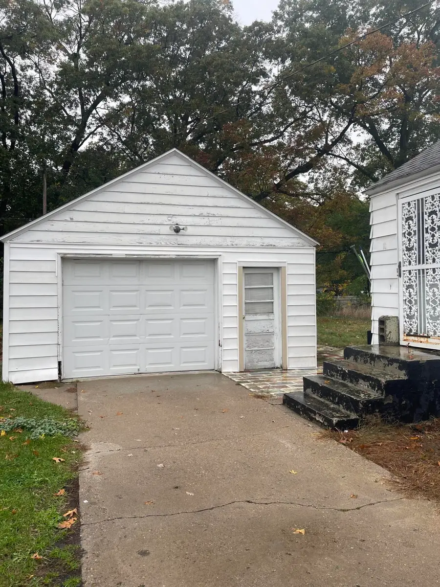 2237 Wood Street, Muskegon, MI 49444 - Image #3
