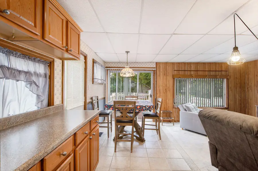 530 N Pleasant Street, Jackson, MI 49202 - Image #3