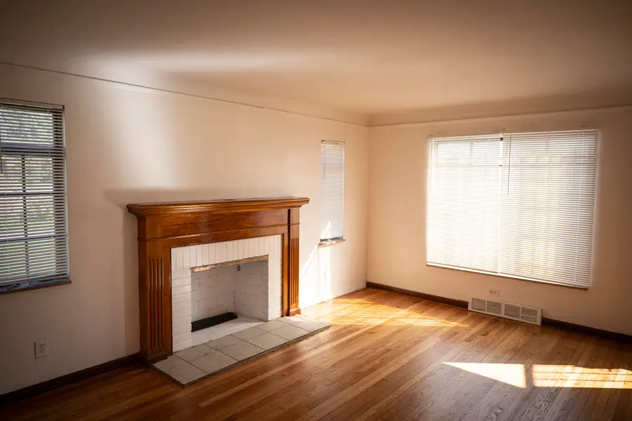 11455 Kenmoor Street, Detroit, MI 48205 - Image #2