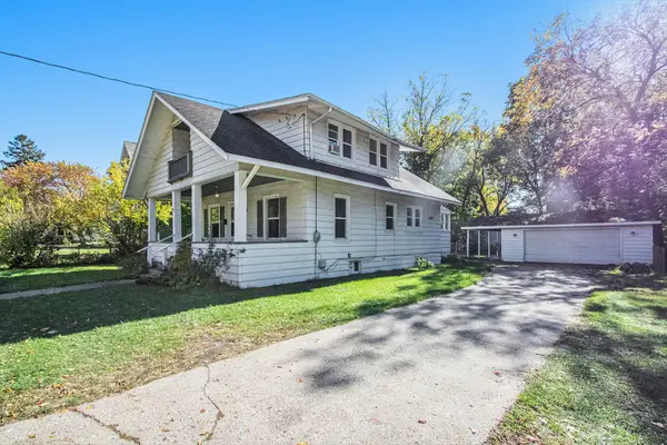 703 Main Street, Dowagiac, MI 49047