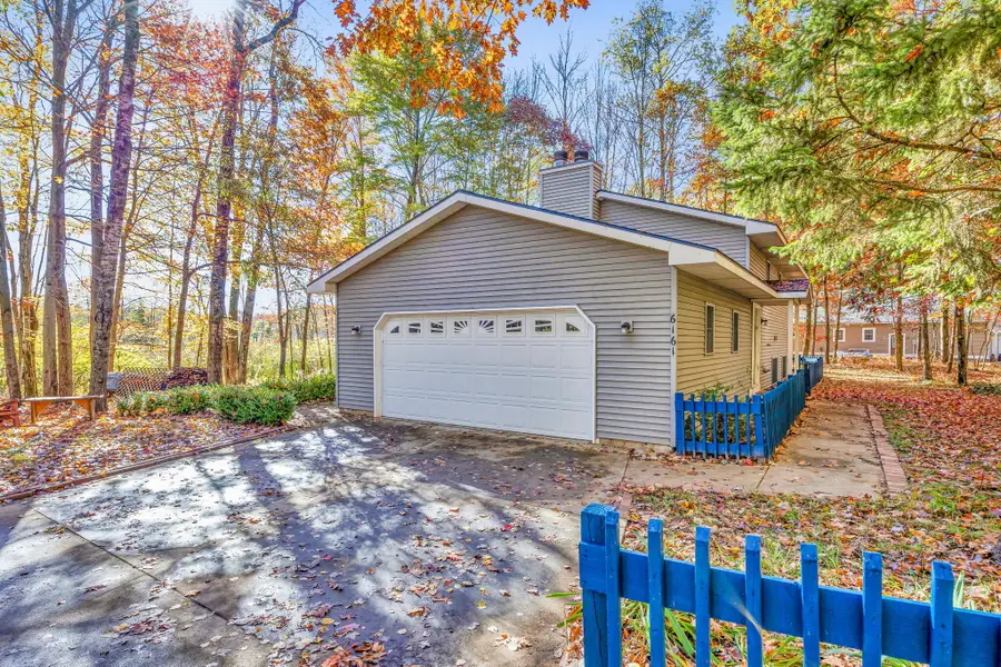 6161 Fox Run Circle #622, Canadian Lakes, MI 49346 - Image #3