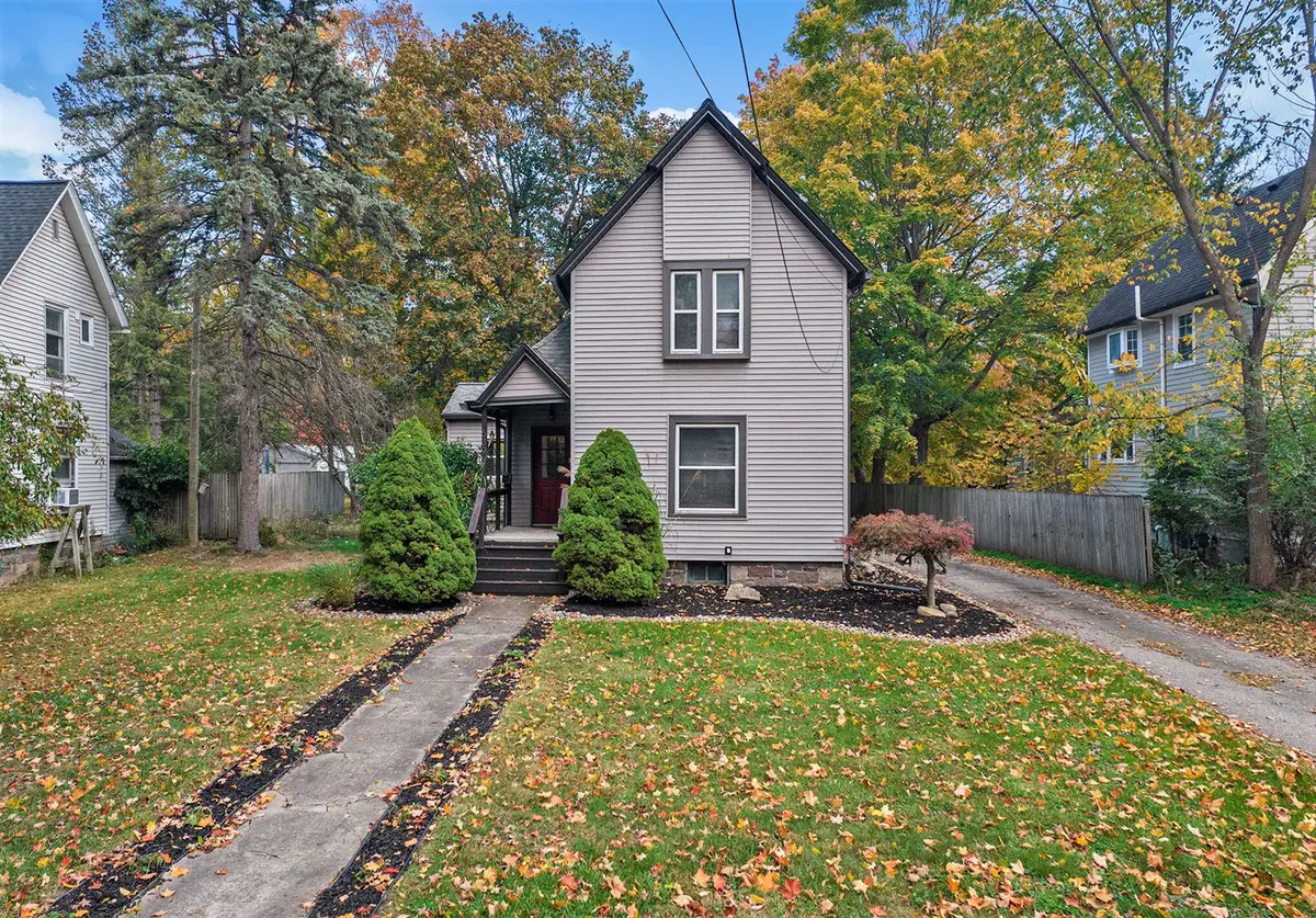 639 S Main Street, Chelsea, MI 48118 - Image #1