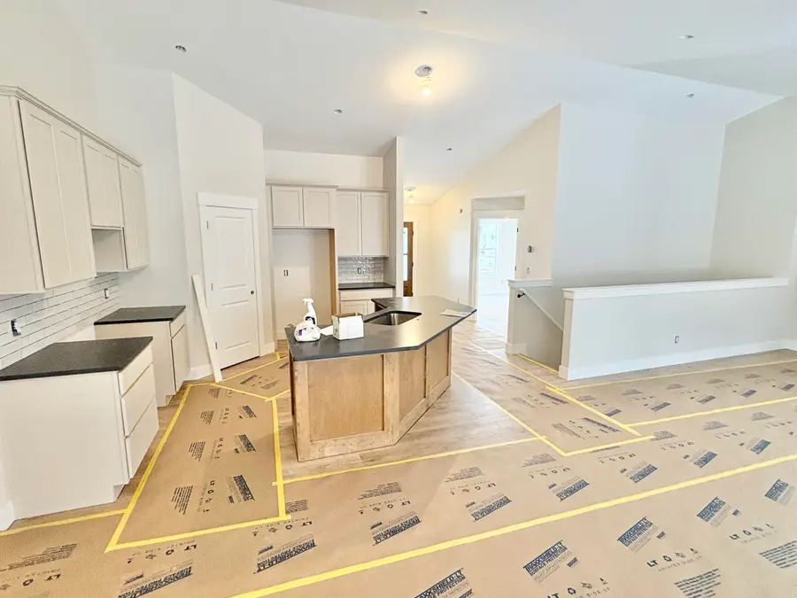 5964 Claymont Court Se, Caledonia, MI 49316 - Image #3