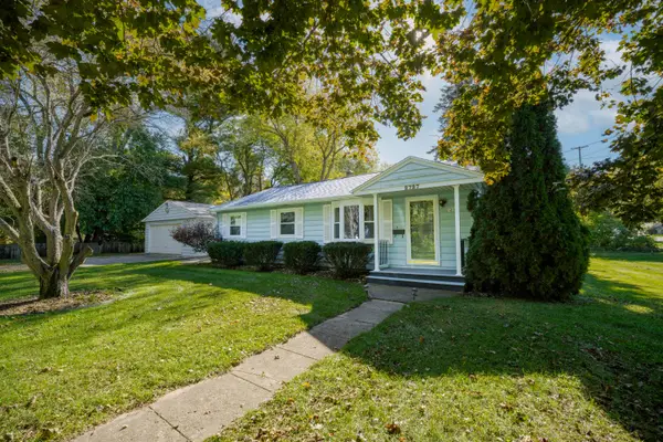 2727 Olney Road, Kalamazoo, MI 49006